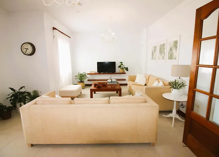 Casa Bahia De Naos Con Vistas Al Mar! * アレシフェ